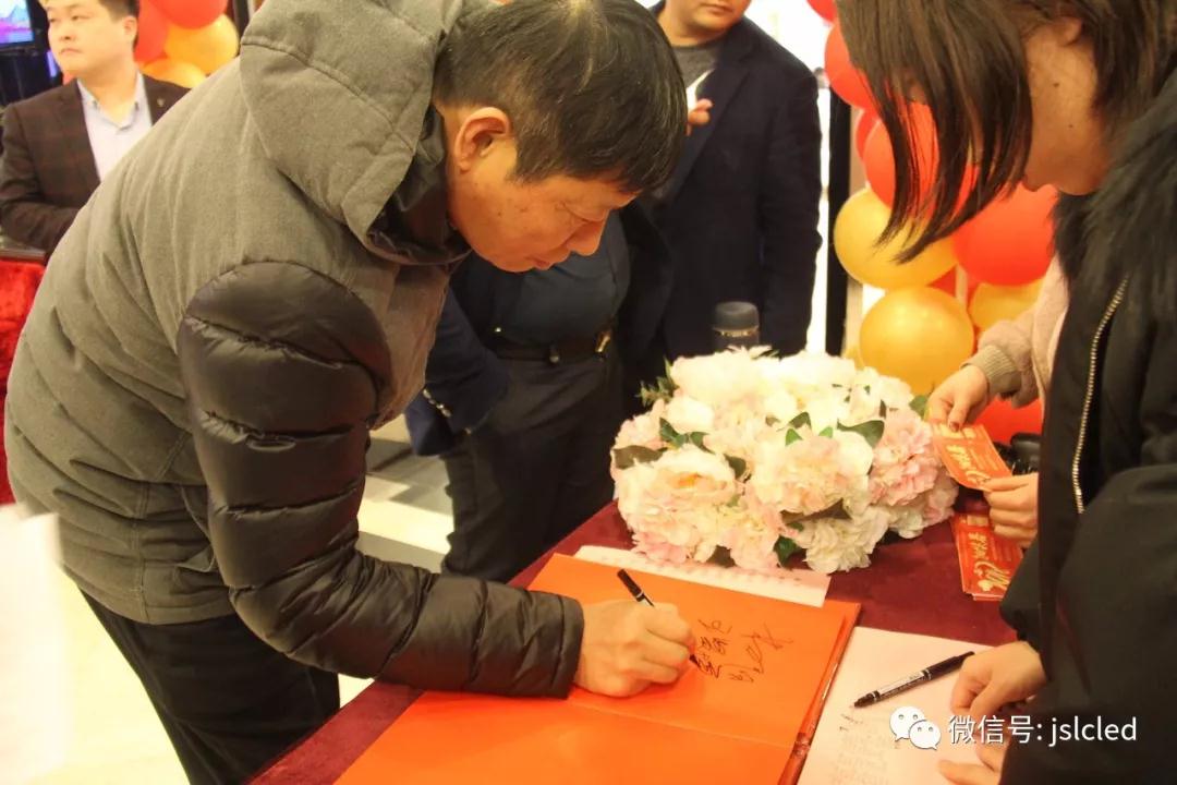 BBt贝博·艾弗森官网