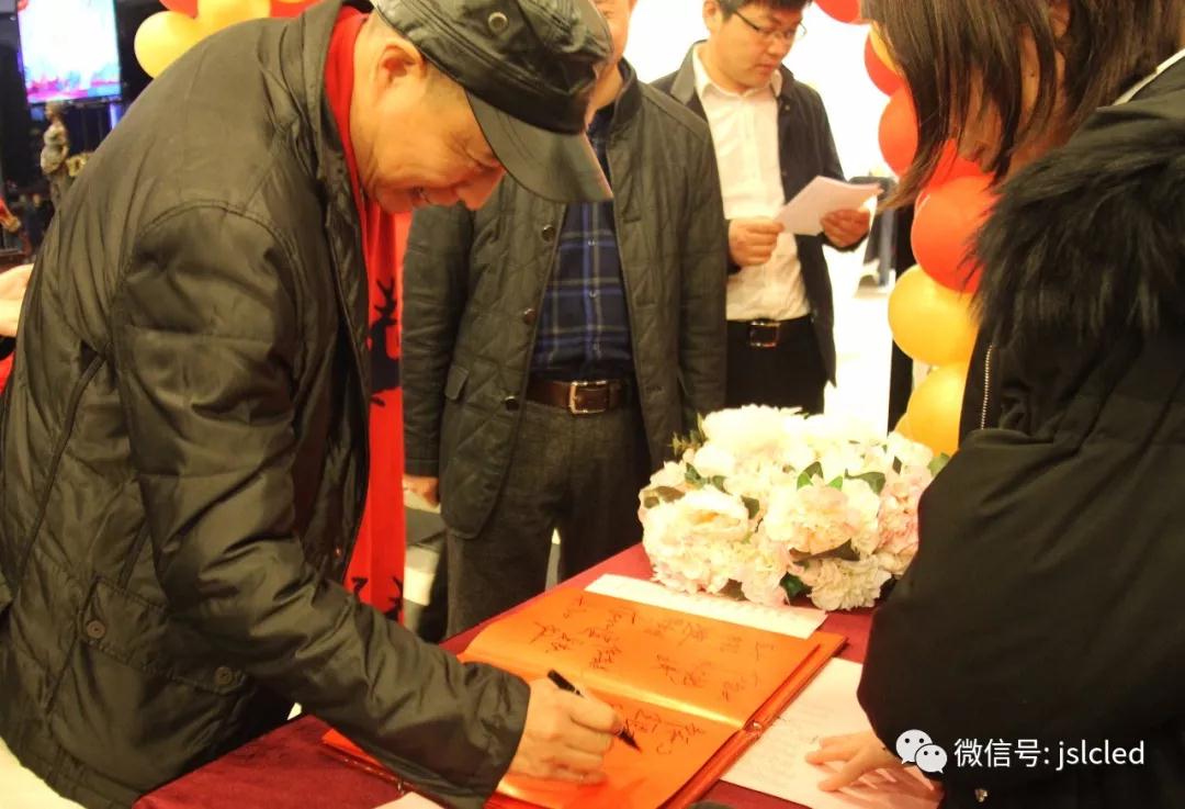 BBt贝博·艾弗森官网