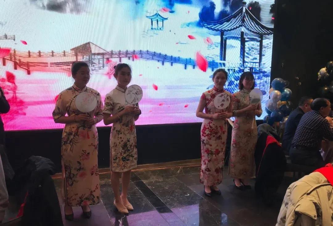 BBt贝博·艾弗森官网