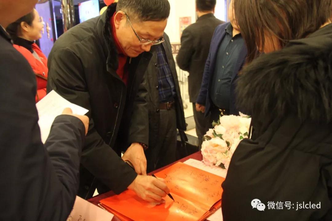 BBt贝博·艾弗森官网