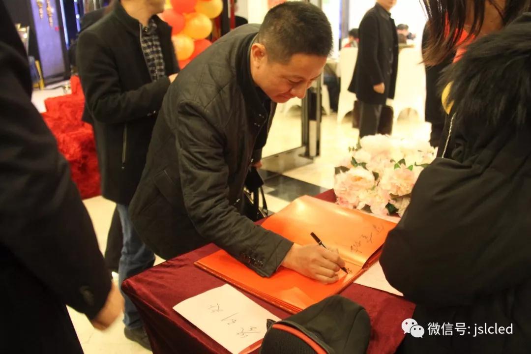 BBt贝博·艾弗森官网